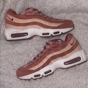 Nike Air Max 95 Women’s 7